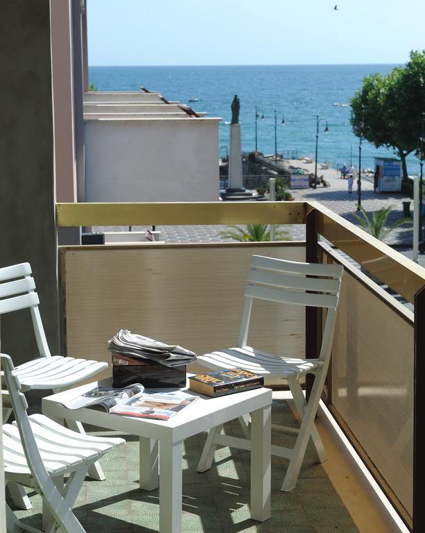 מאיורי Tizi Apartments Corso Reginna מראה חיצוני תמונה